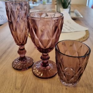 Verres de table Pepoussé violet Loué par lot de 3 ( eau, vin et champagne)