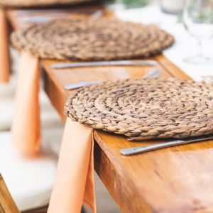 Sets de présentation en paille tressée