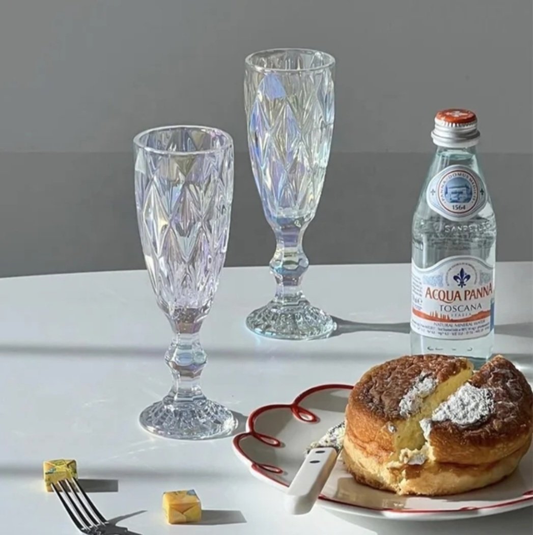 Verres de table Pepoussé Colorful ou encore arc-en-ciel. Loué par lot de 3 ( eau, vin et champagne) – Image 3