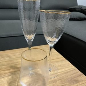 Verres de table transparent contour doré Ameerah par lot de 3 ( eau, vin et champagne)