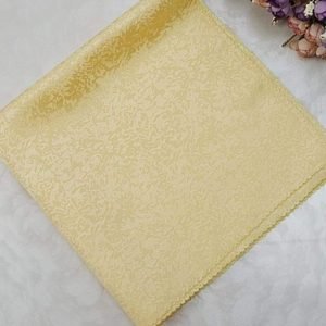Serviettes de table couleur jaune clair